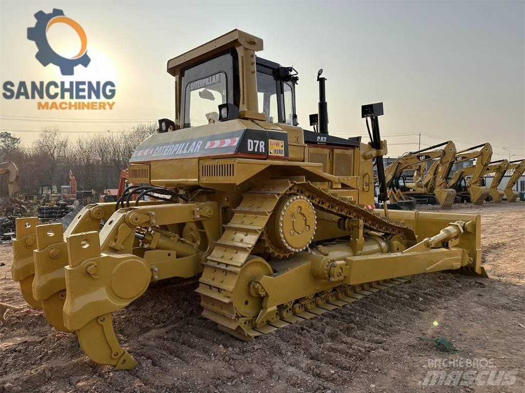 CAT D 7 R Buldožerji goseničarji