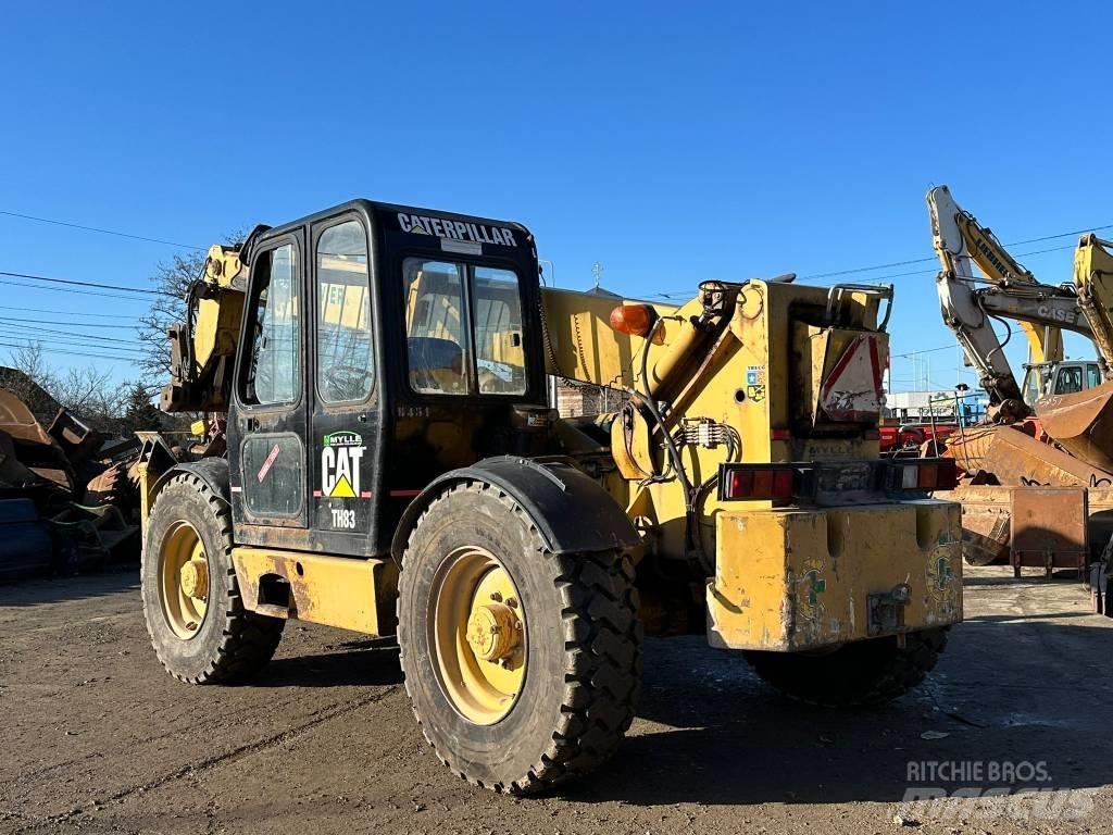 CAT TH 83 Kmetijski teleskopski nakladalci