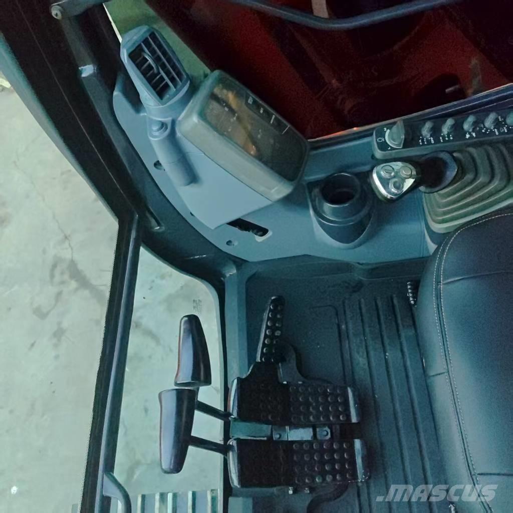 Hitachi ZX 120 Bagri goseničarji