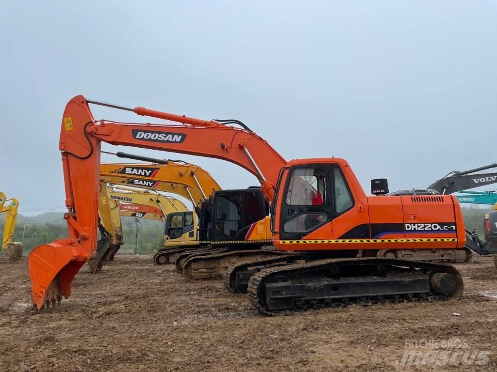 Doosan DH 220 Bagri goseničarji