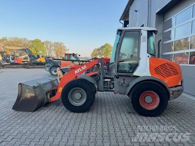 Atlas AR 80 Kolesni nakladalci