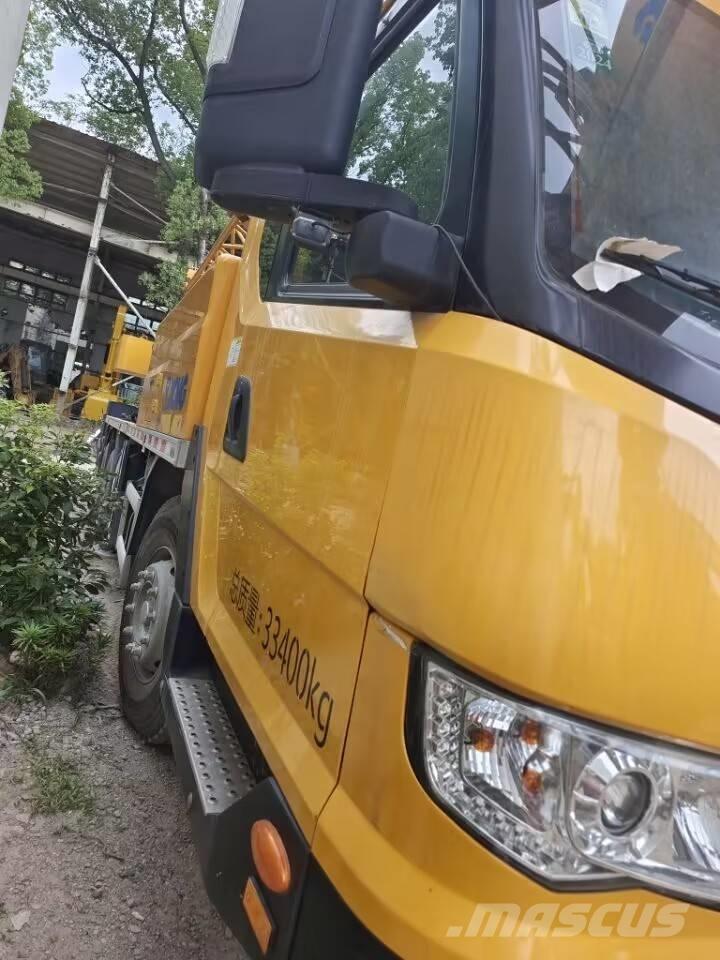 XCMG XCA 200 Stolpni žerjavi