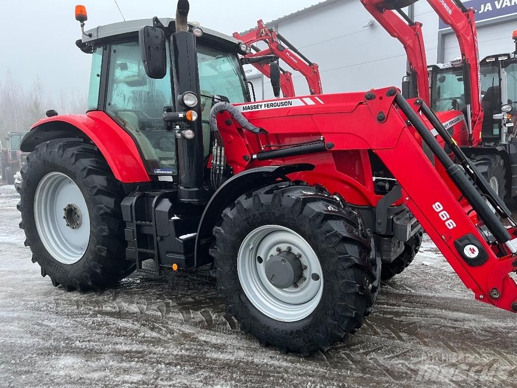Massey Ferguson 7720 Traktorji