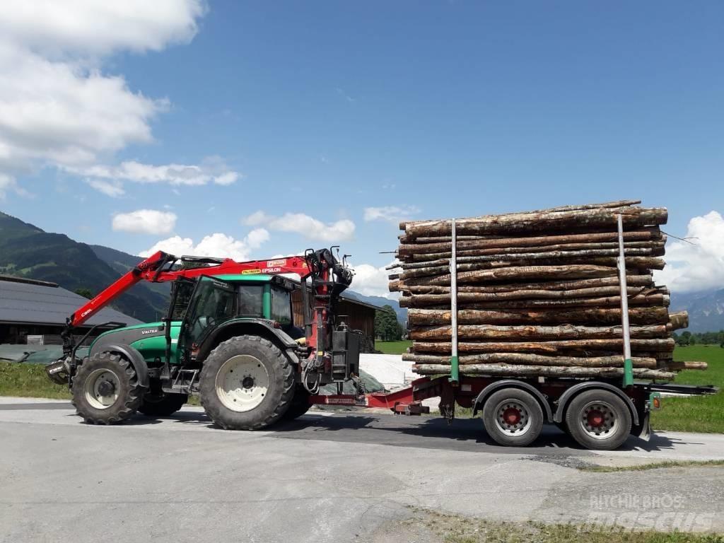 Valtra T 151 E HT Gozdarski traktorji