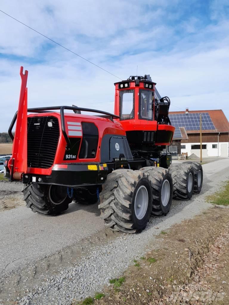 Komatsu 931xc Harvesterji
