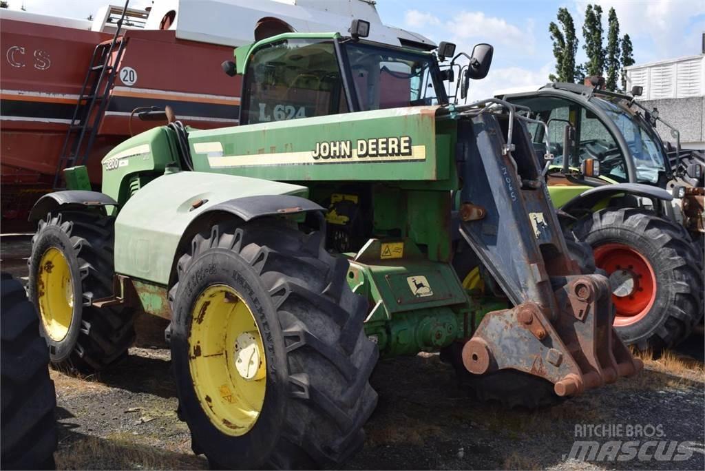 John Deere 3200 Teleskopske dvižne ploščadi
