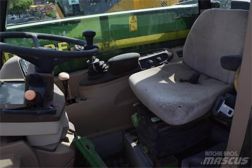 John Deere 3200 Teleskopske dvižne ploščadi