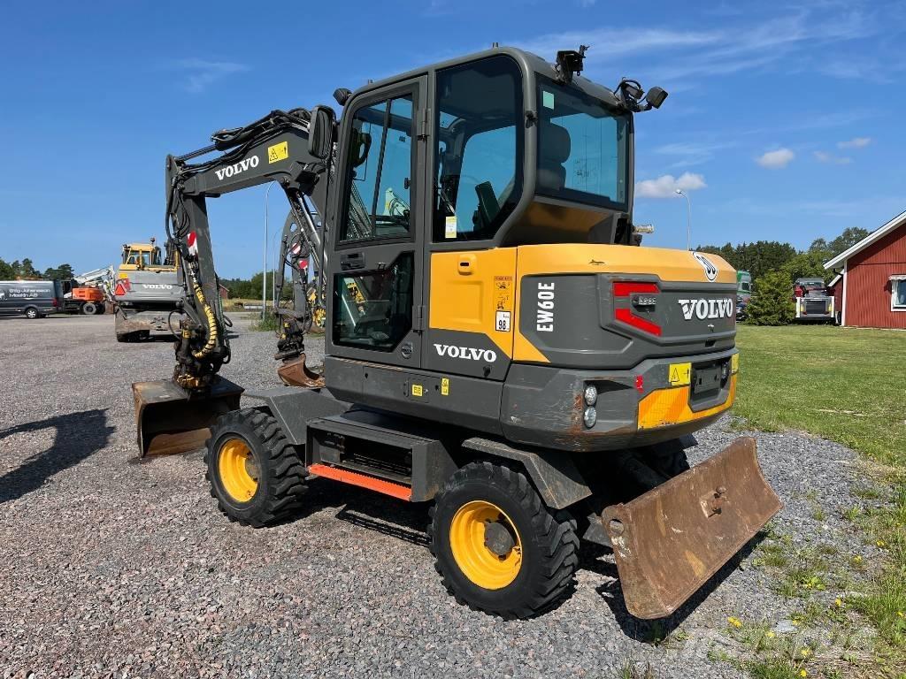 Volvo EW 60 E Bagri na kolesih