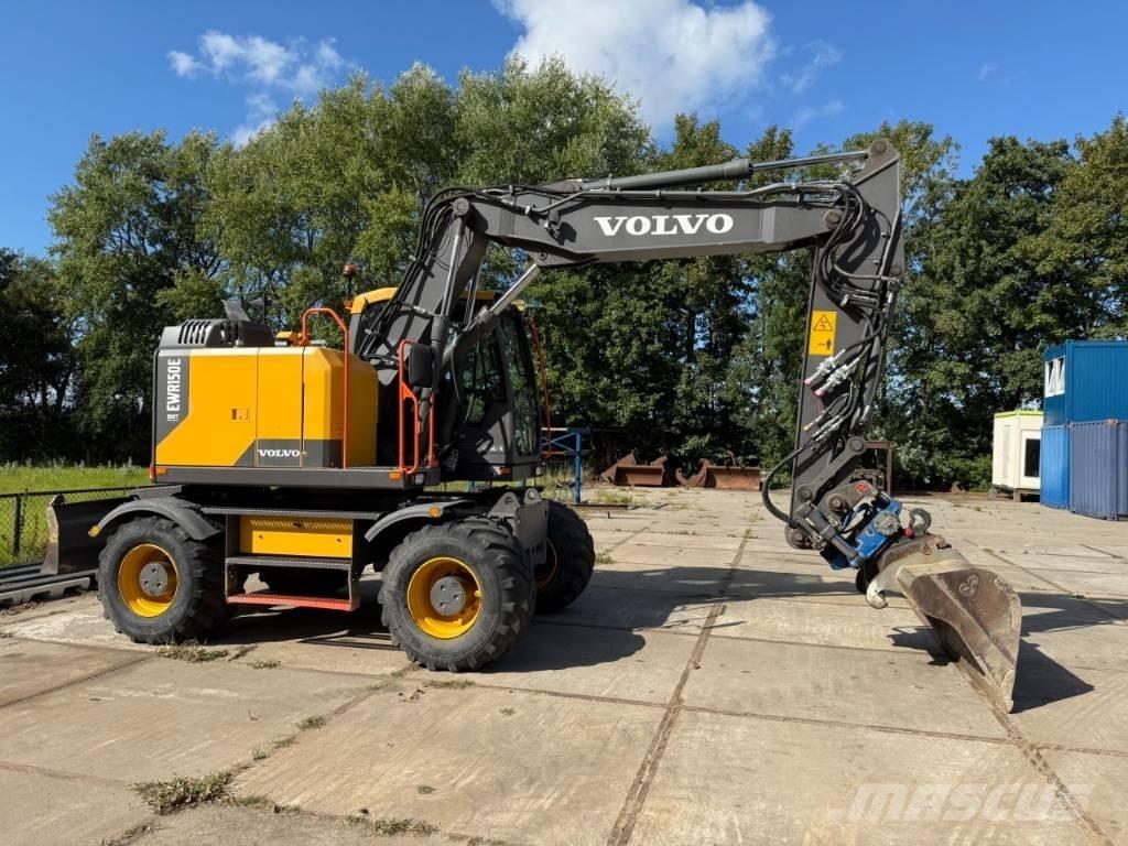 Volvo EWR 150 E Bagri na kolesih