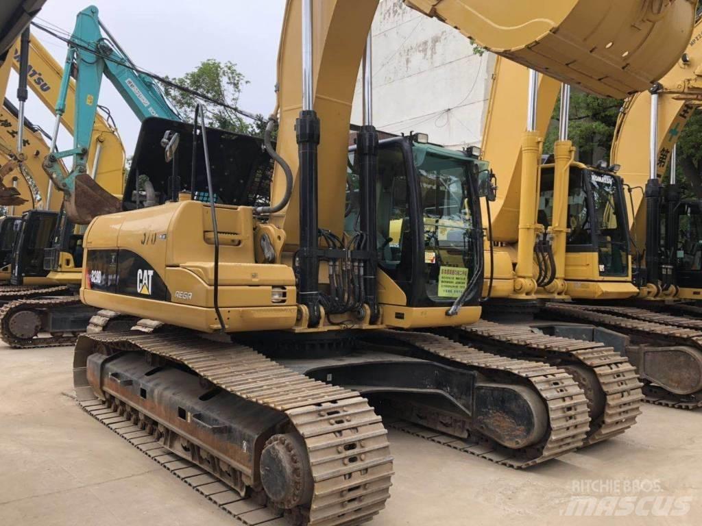 CAT 329 Bagri goseničarji