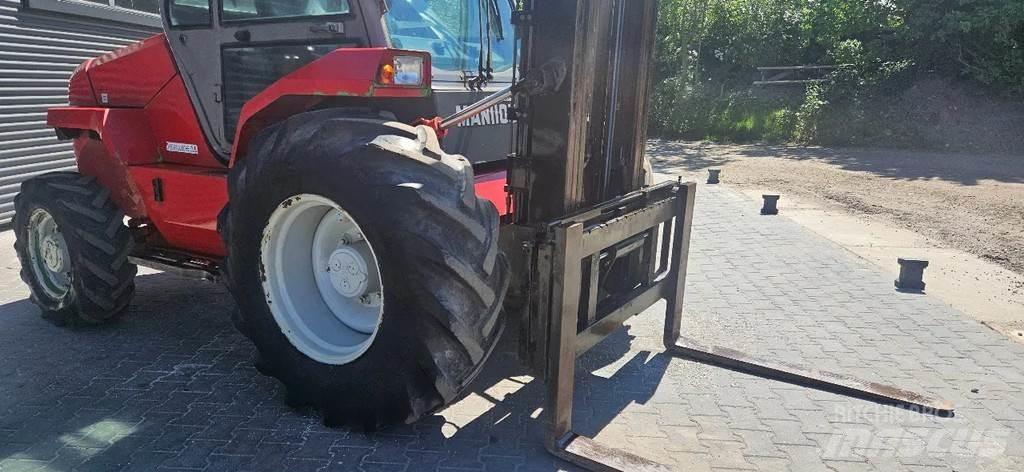 Manitou M30-4 Terenski viličar