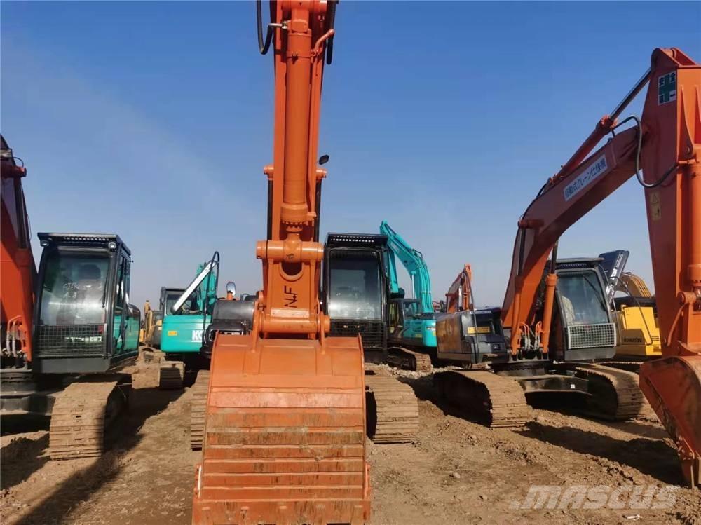 Hitachi ZX210 Bagri goseničarji