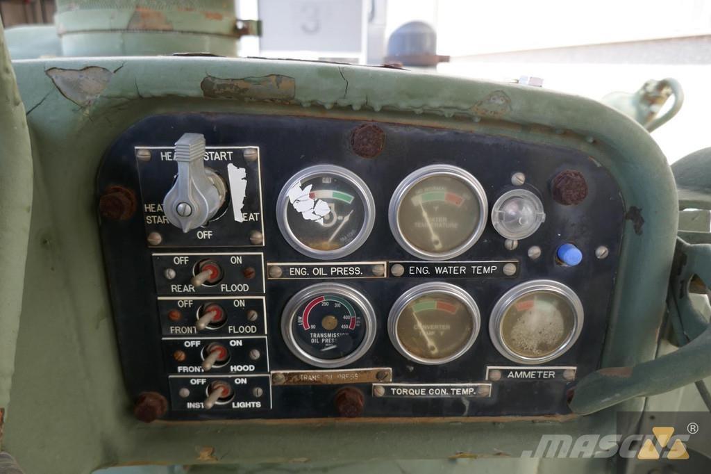 CAT D7F Ex-army Buldožerji goseničarji