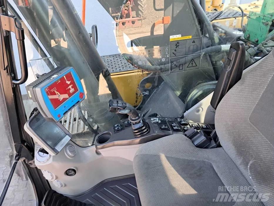 Volvo EC 220 DL Bagri goseničarji