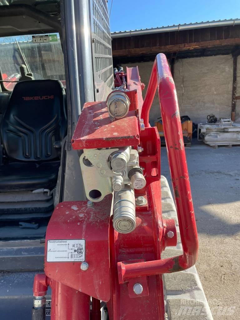 Takeuchi TL12 Skid steer mini nakladalci