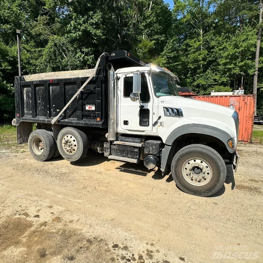 Mack GR 42 F9 Kiper tovornjaki
