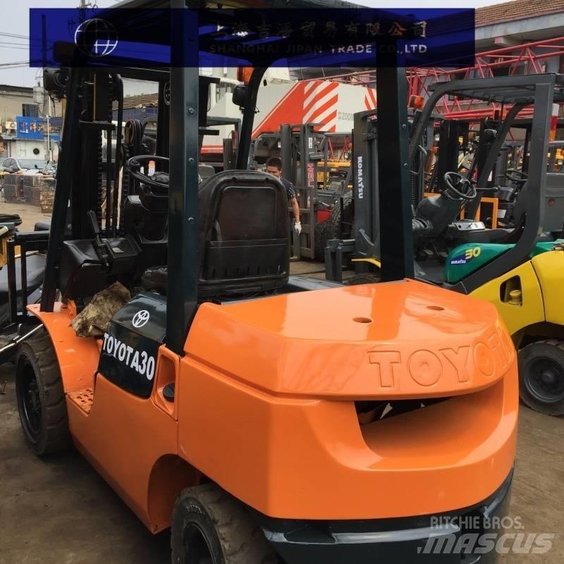 Toyota 7F Dizelski viličarji