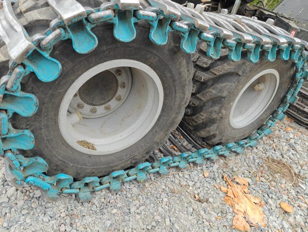 Komatsu 901 XC Harvesterji