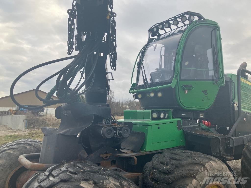 John Deere 1270G Harvesterji