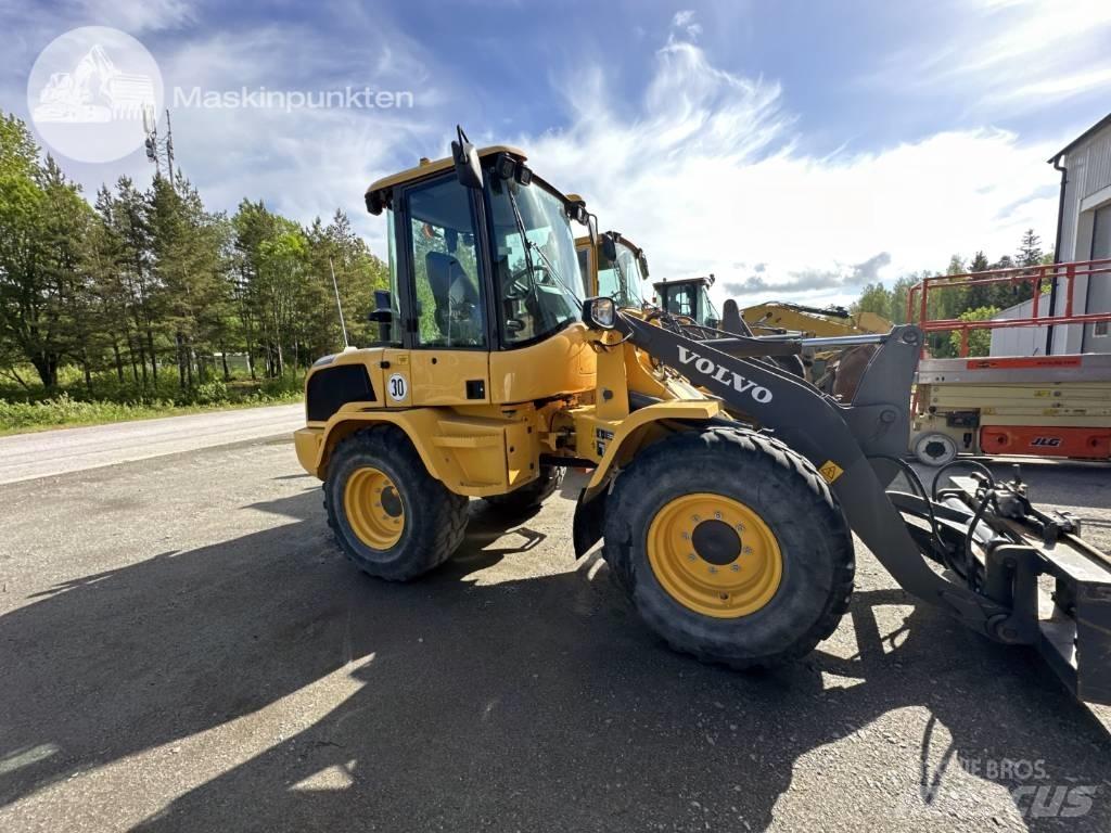 Volvo L 35 G Kolesni nakladalci