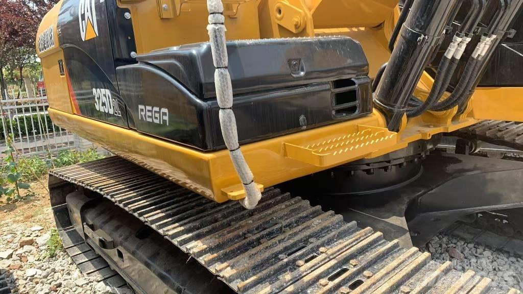 CAT 325 D Bagri goseničarji