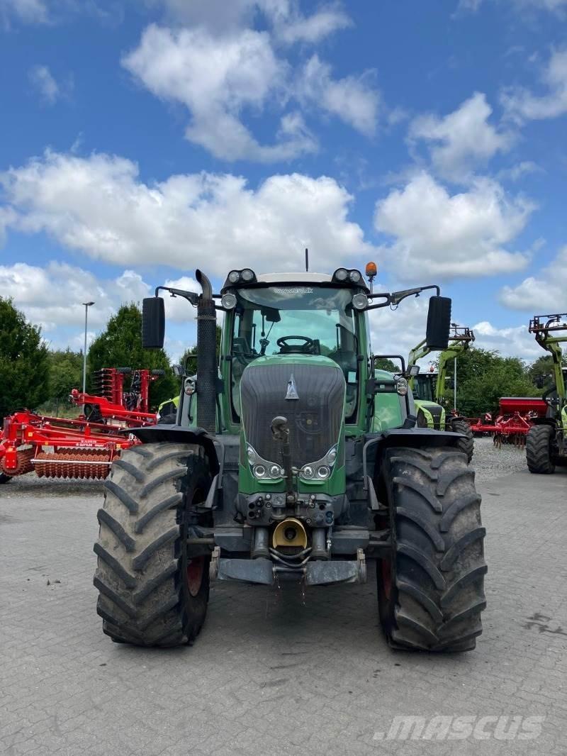 Fendt 824 Vario Traktorji