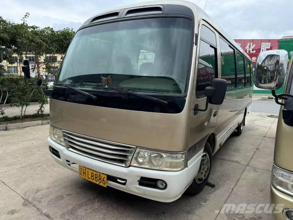 Toyota Coaster Bus Mini avtobusi
