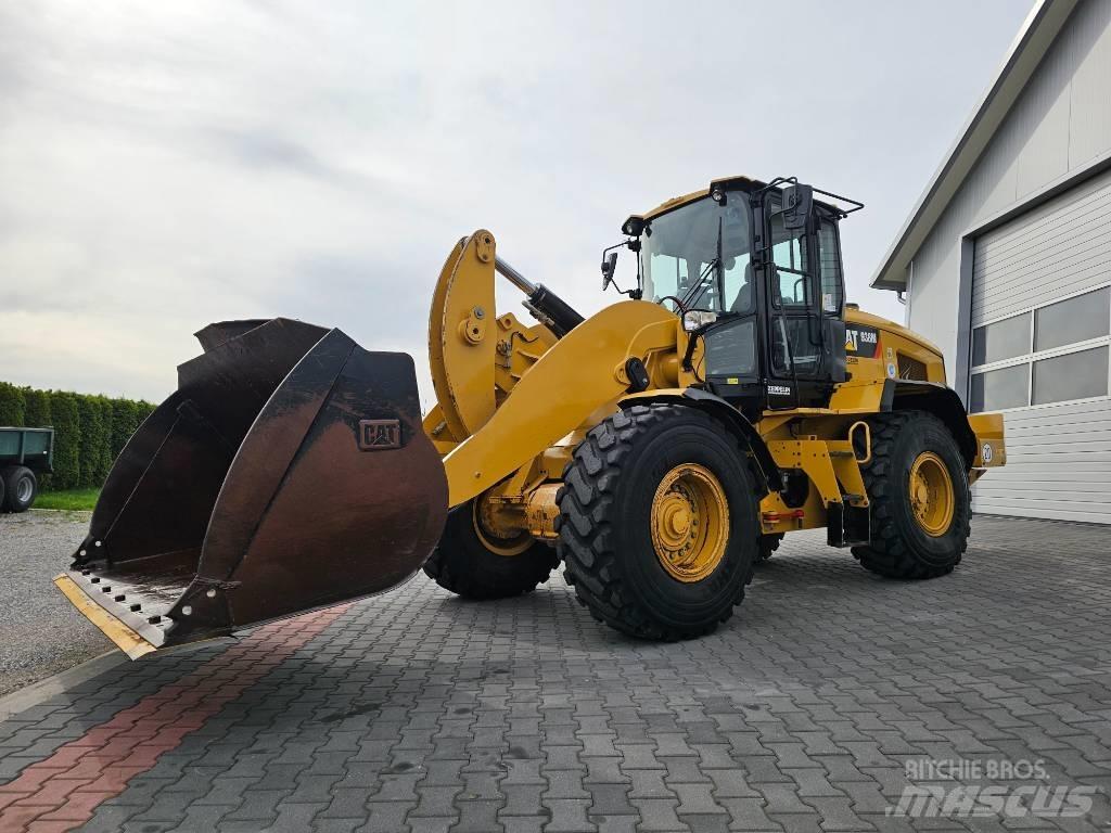 CAT 938 M Kolesni nakladalci
