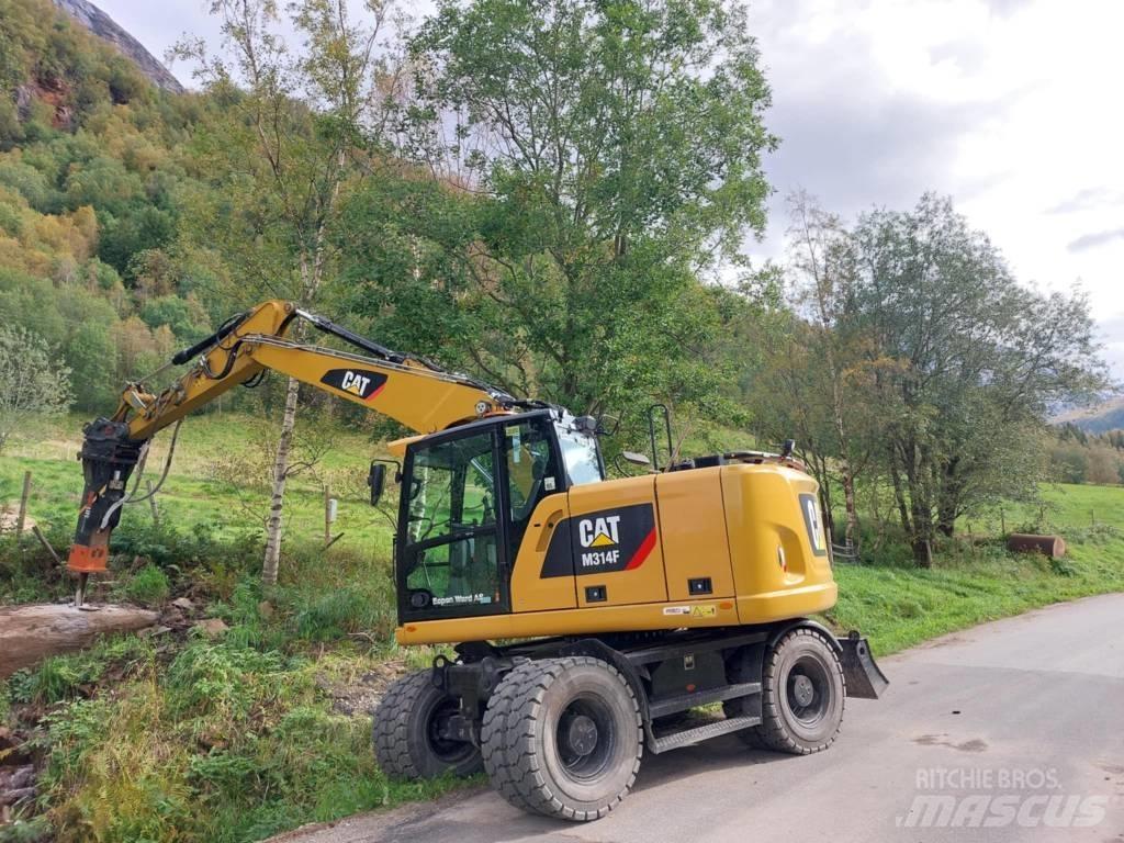 CAT M 314 F Bagri na kolesih