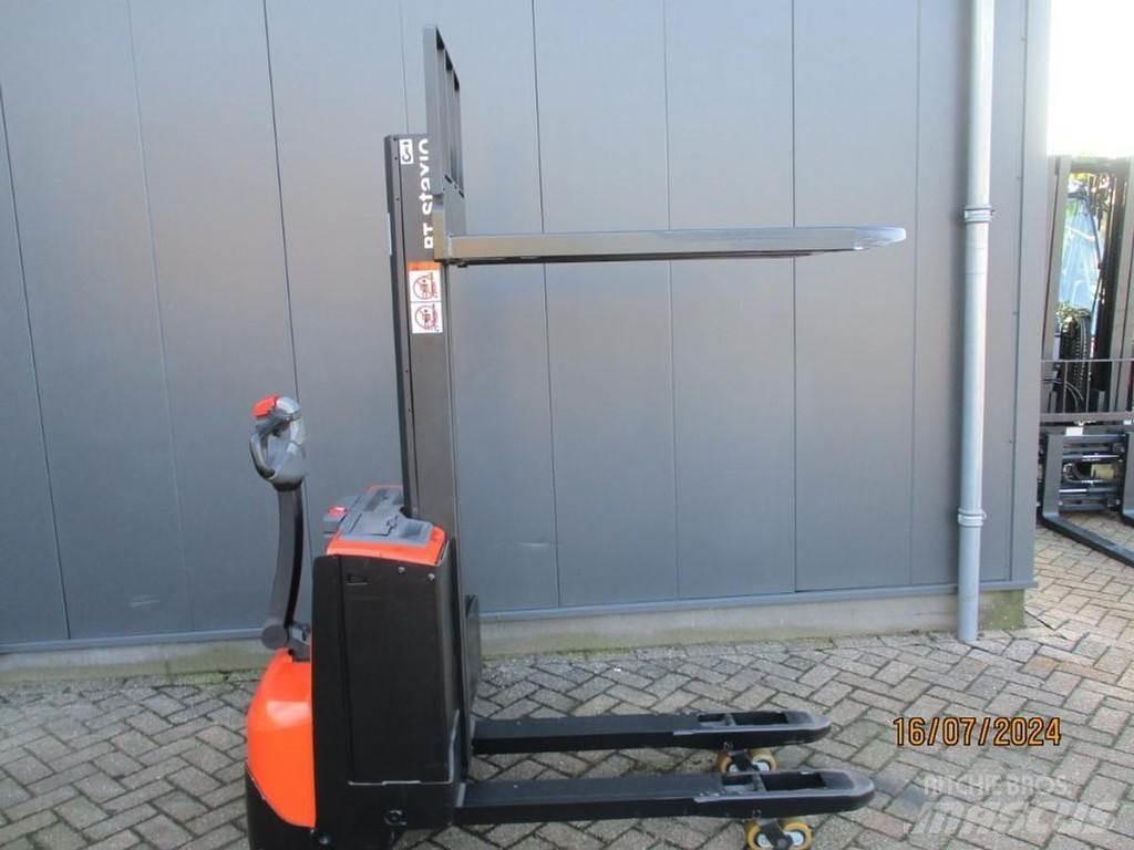 BT SWE 080L Ročni električni viličar