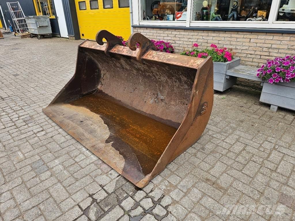  Onbekend Slotenbak Žlice