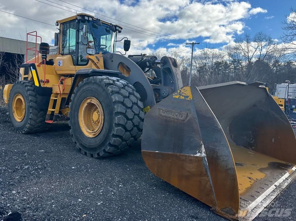 Volvo L 260 H Kolesni nakladalci