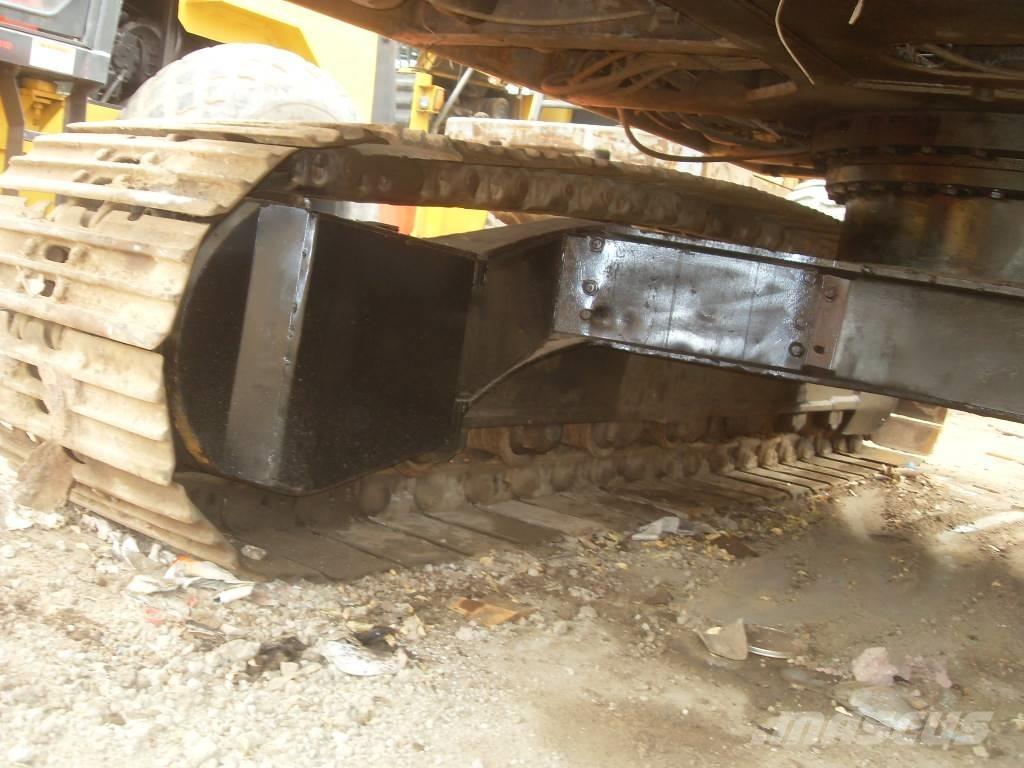 Hitachi EX 200-1 Bagri goseničarji