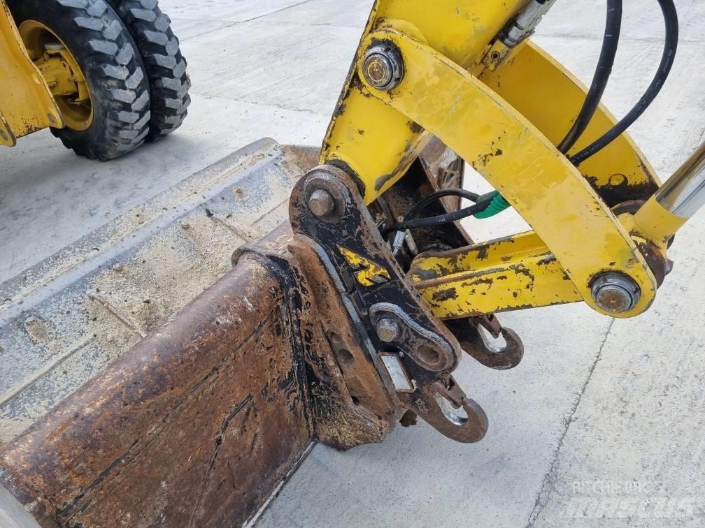 Komatsu PW 118 MR-8 Bagri na kolesih