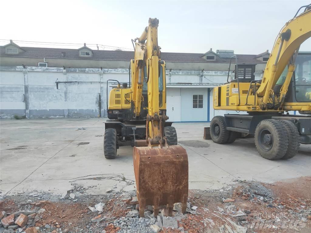 Hyundai R60W-7 Bagri na kolesih