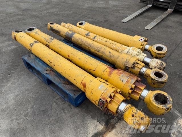CAT 325 D Hidravlika