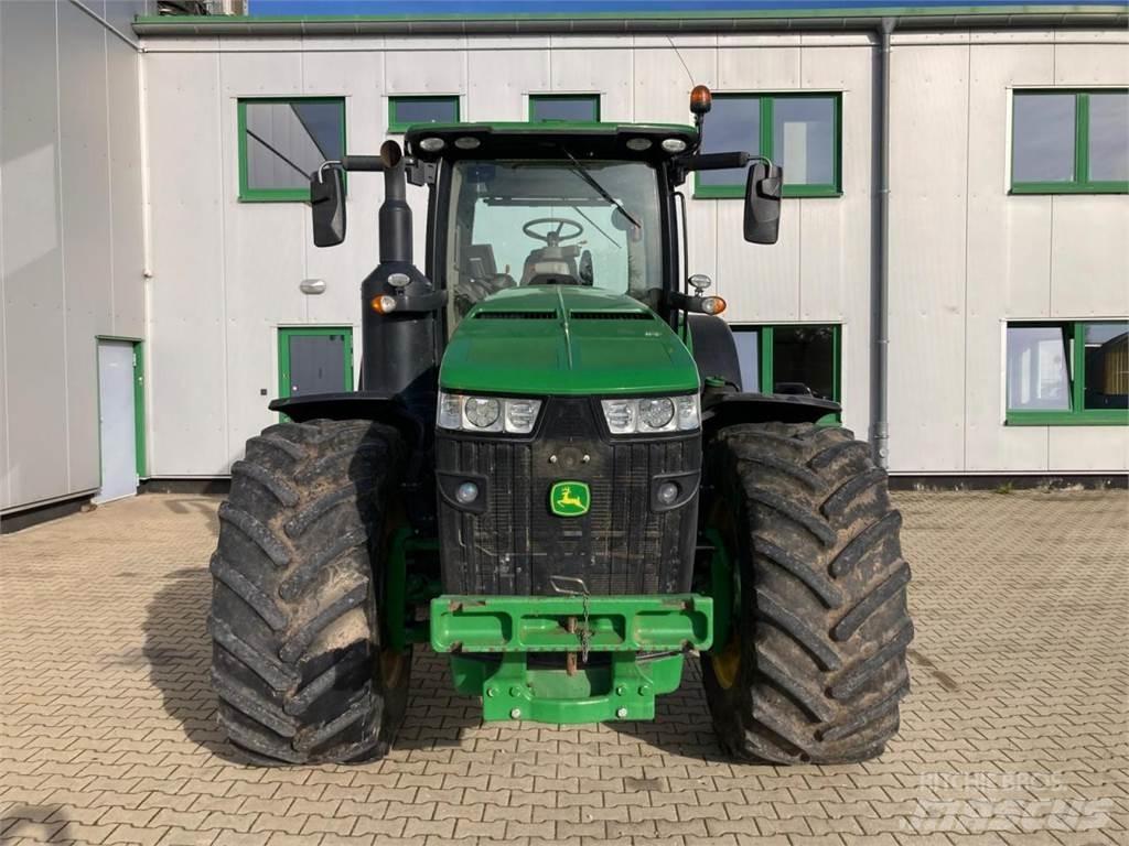 John Deere 8370R Traktorji