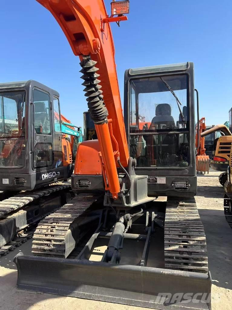 Doosan DH 55 Mini bagri <7t