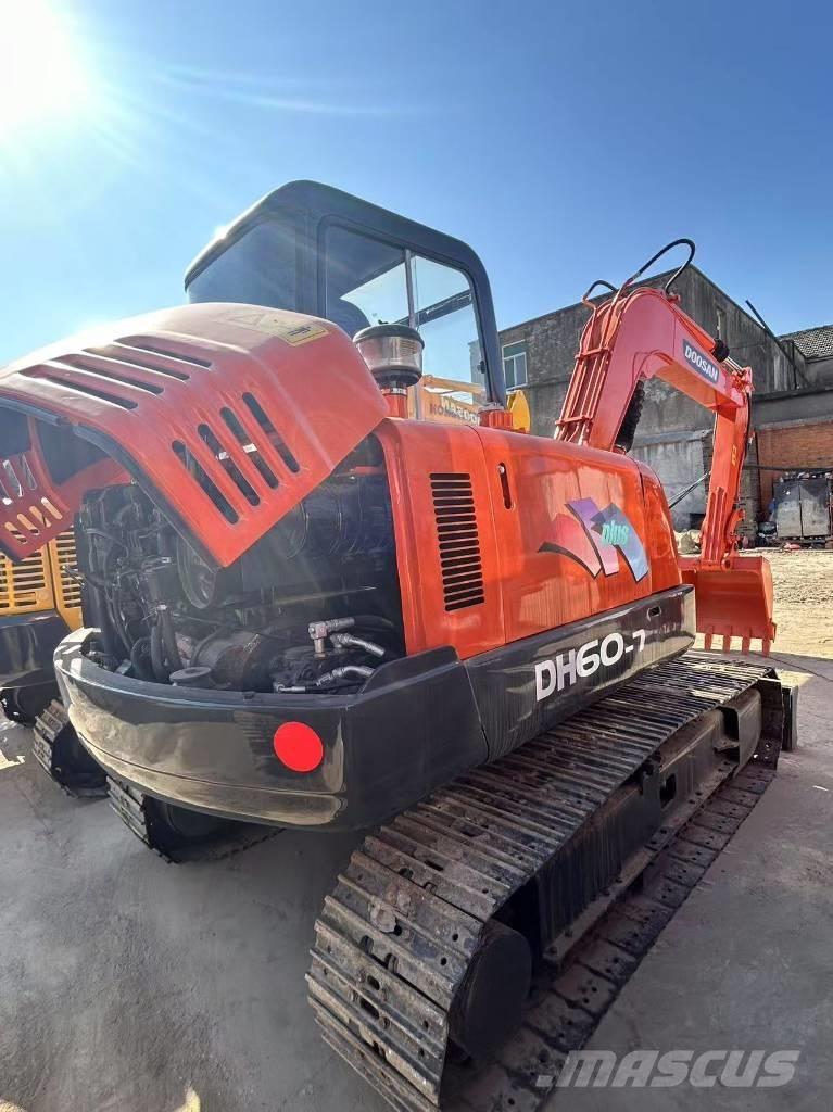 Doosan DH 55 Mini bagri <7t