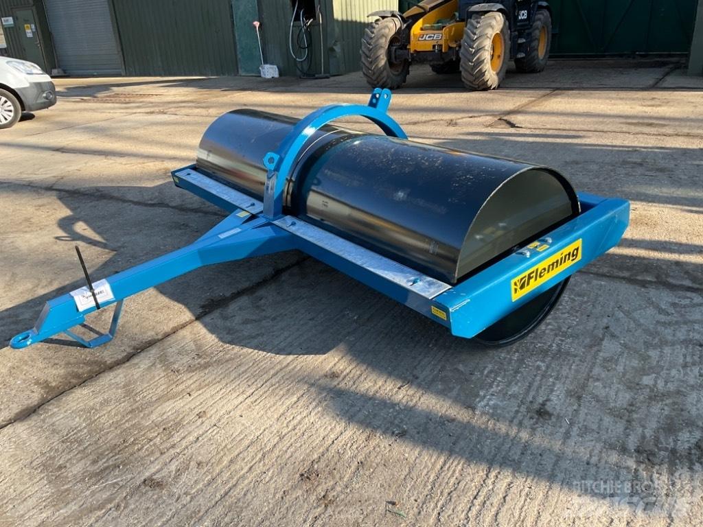 Fleming 8FT ROLLER Valjarji
