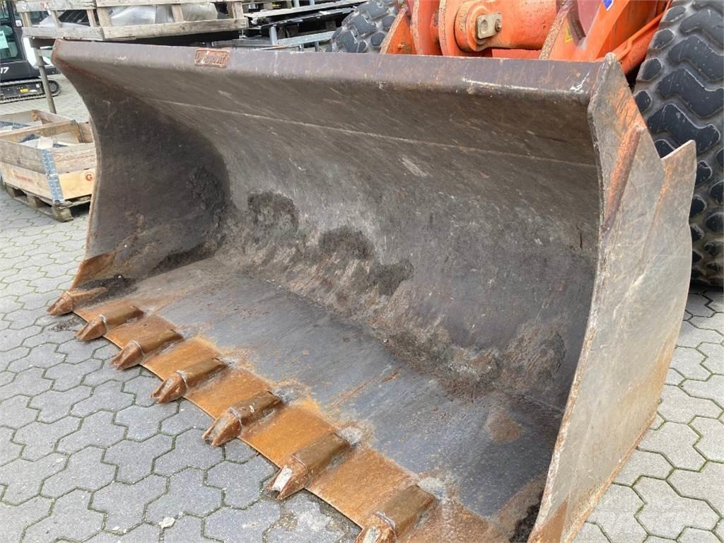 Fiat-Hitachi W 190 Kolesni nakladalci