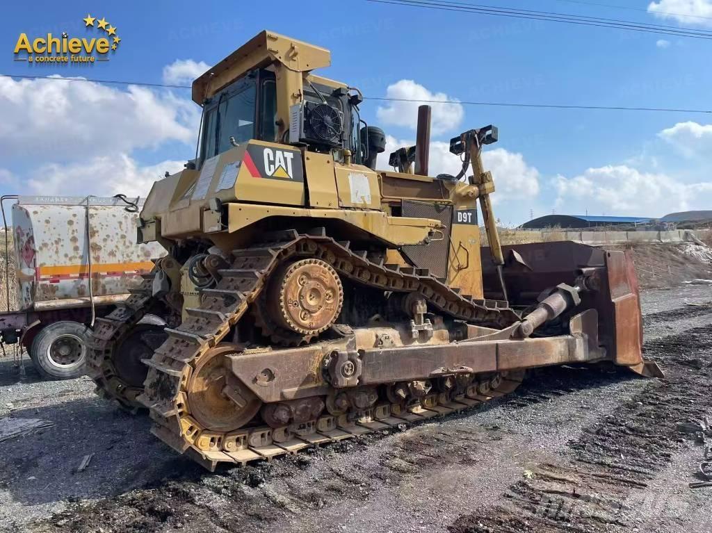CAT D 9 T Buldožerji goseničarji