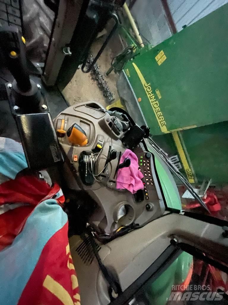John Deere 6100 M Traktorji