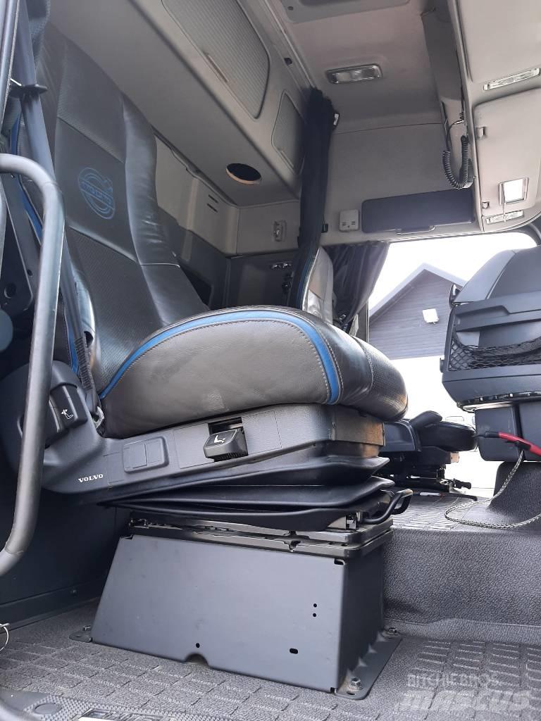 Volvo FH 16 Tovornjaki za hlode