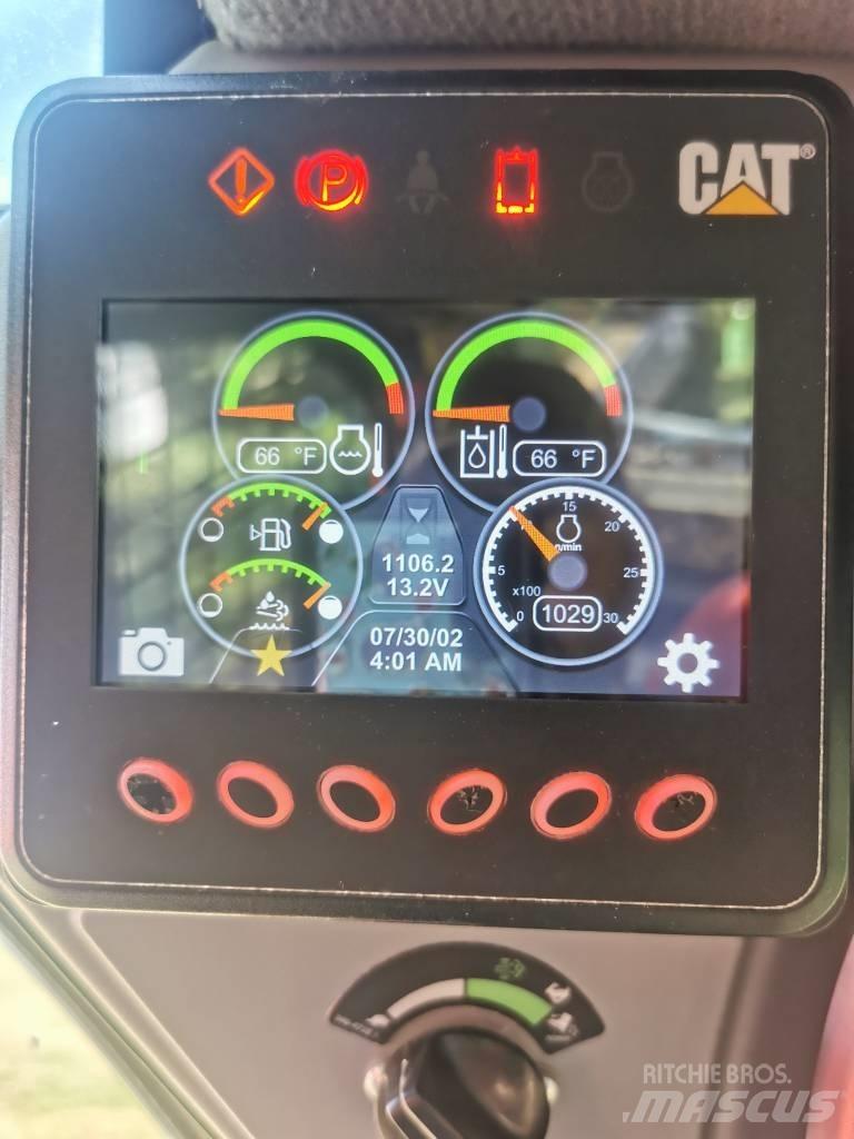 CAT 299 Skid steer mini nakladalci