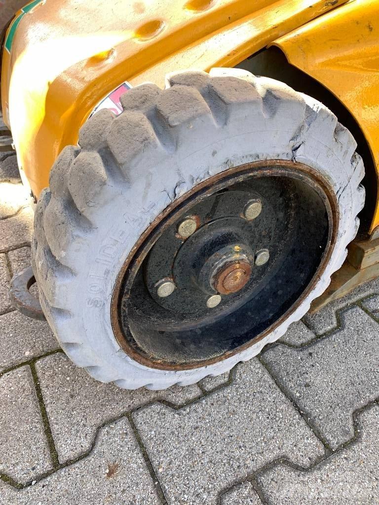 Haulotte Star 10 Zglobne dvižne ploščadi