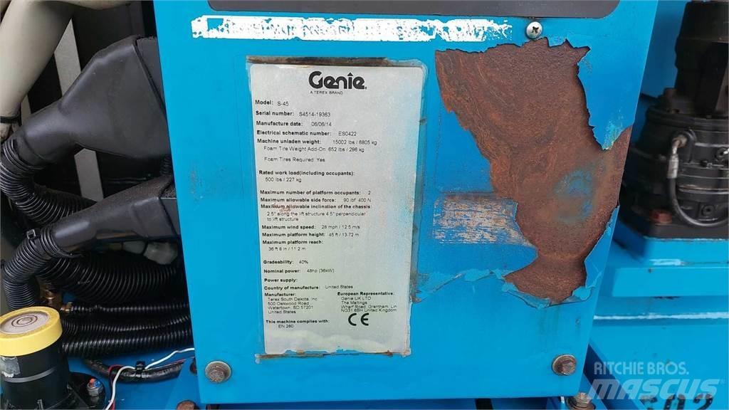 Genie S45 Teleskopske dvižne ploščadi