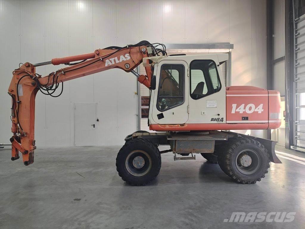 Atlas 1404 Bagri na kolesih