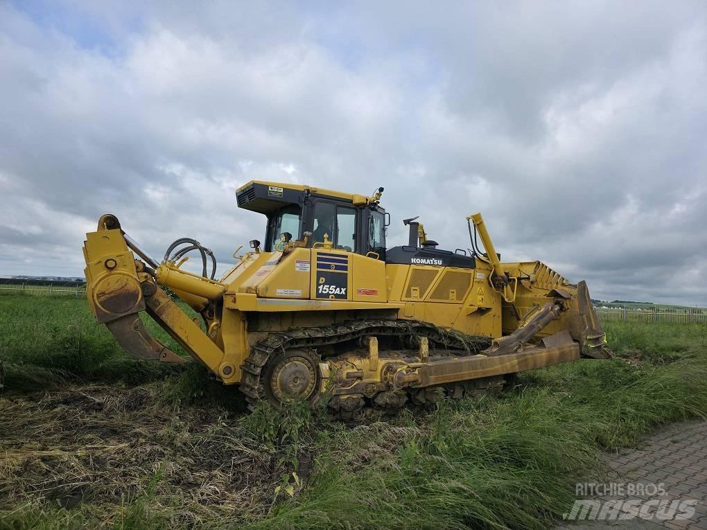 Komatsu D155AX-8 Buldožerji goseničarji