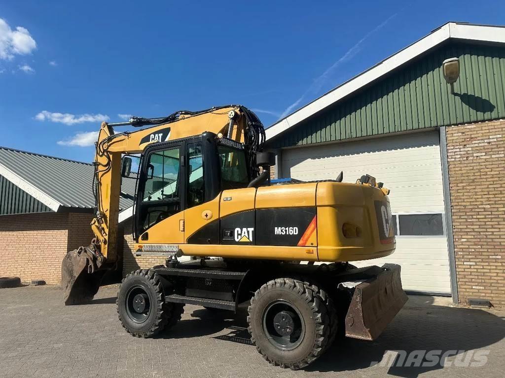 CAT M316D Kolesni nakladalci